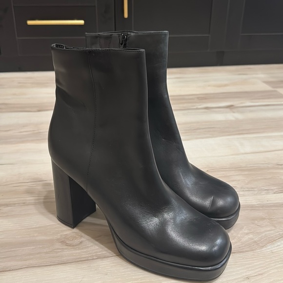 Jeffrey Campbell Shoes - Jeffery Campbell Space Block Heel Boots